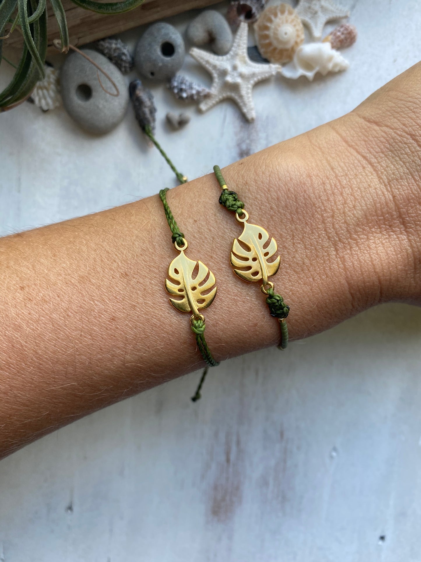 Waxed cord Monstera bracelet