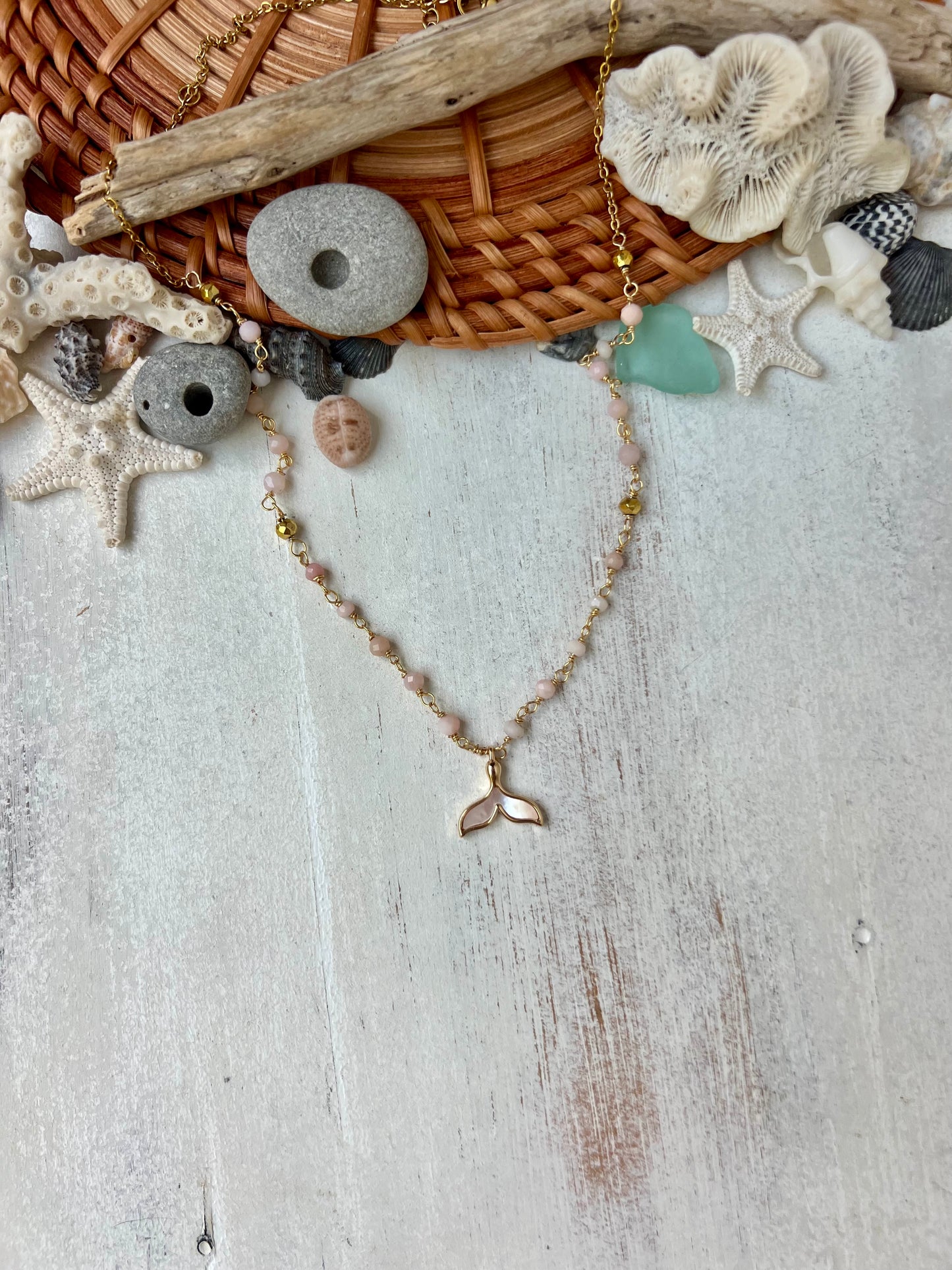 Mother of Pearl Whale tail necklace