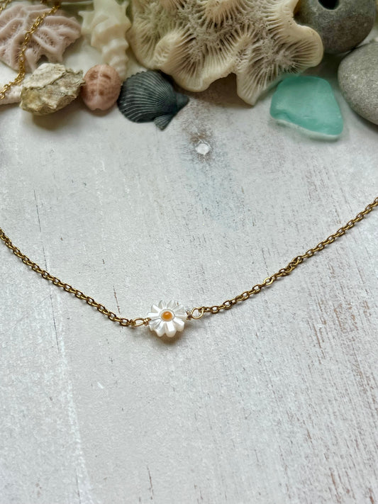 Mini Daisy choker/necklace
