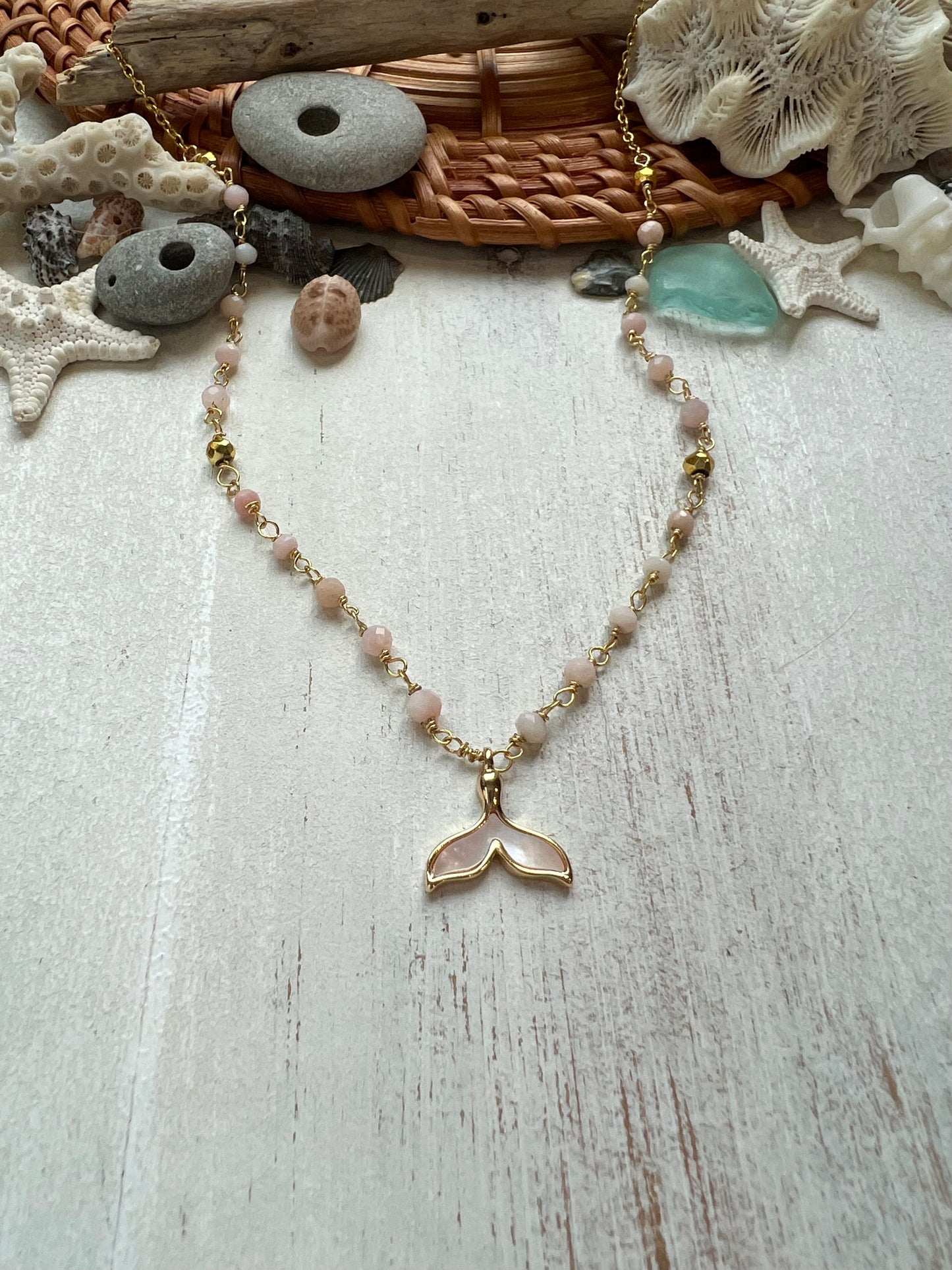 Mother of Pearl Whale tail necklace