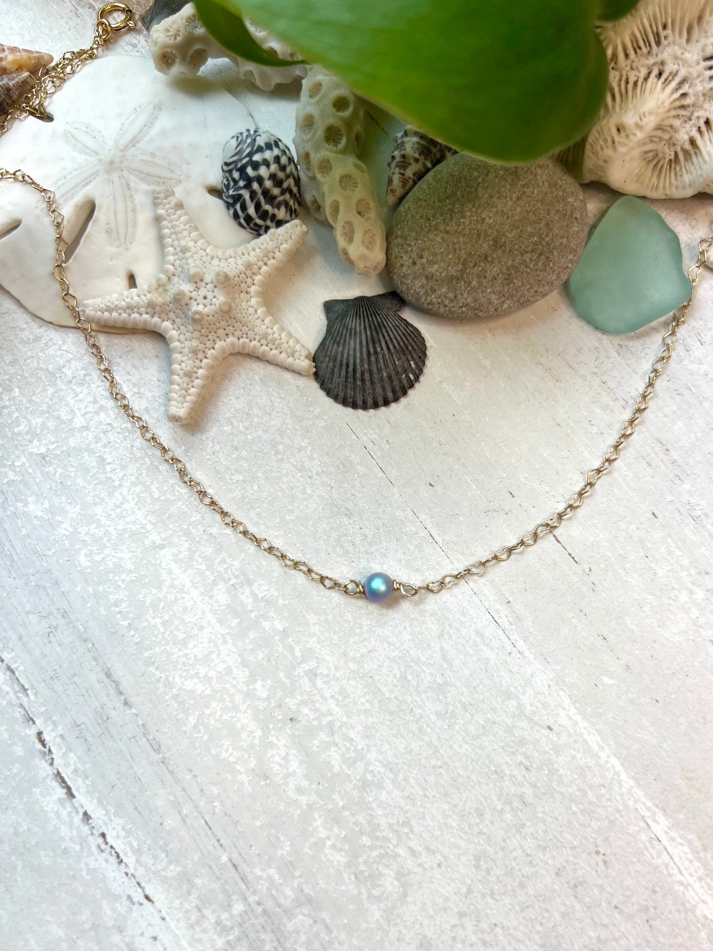 Heart Chain & Pearl choker