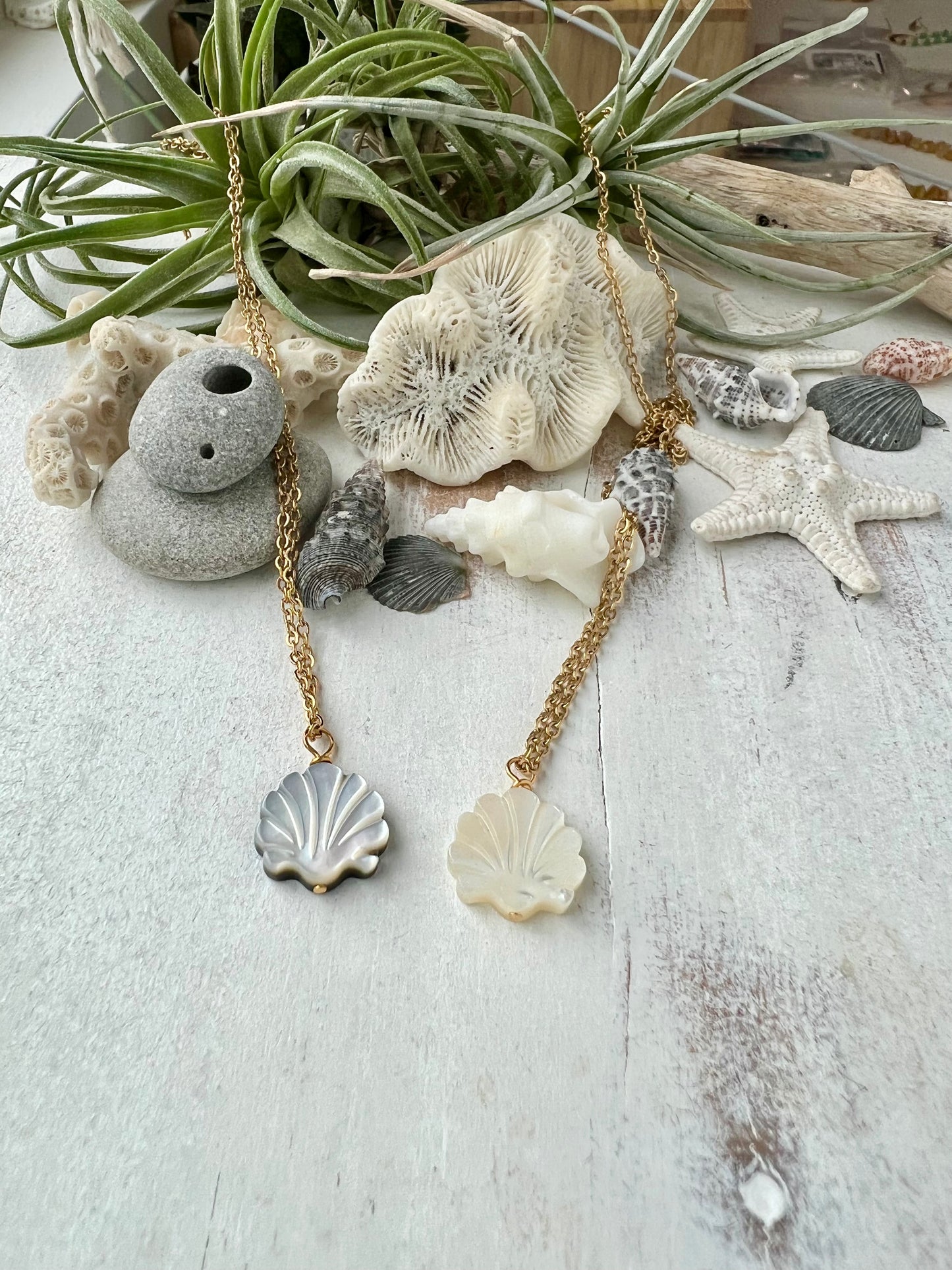 Mother of Pearl Shell necklace