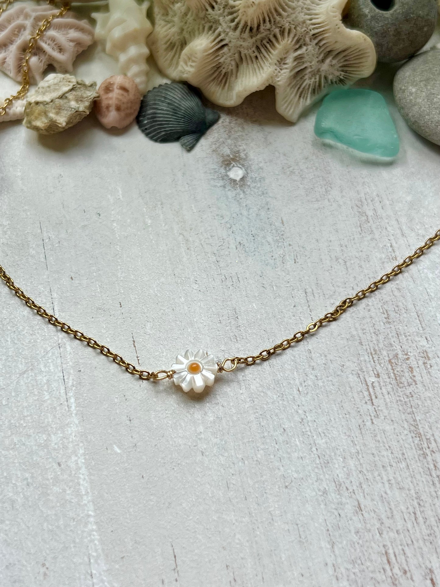 Mini Daisy choker/necklace